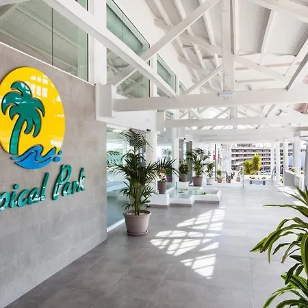 Tropical Park カジャオ・サルバヘ